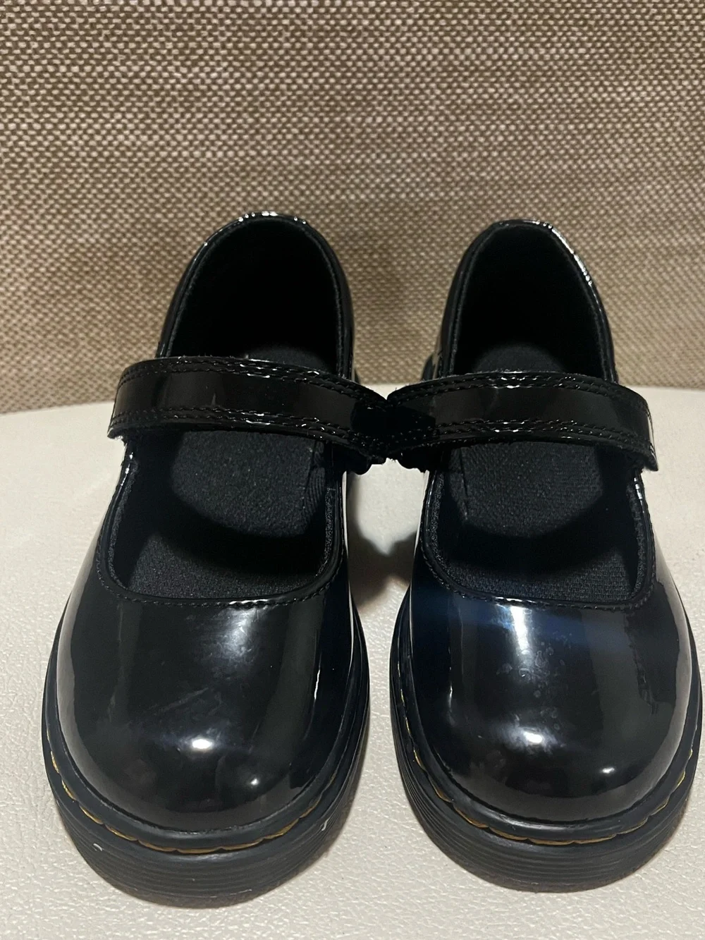 Dr. Martens Maccy Black Patent Mary Jane Kids Shoes Size 11